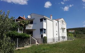 Apartments Maleo